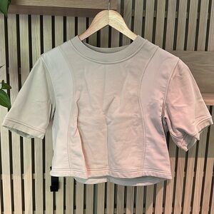 Lululemon crop top